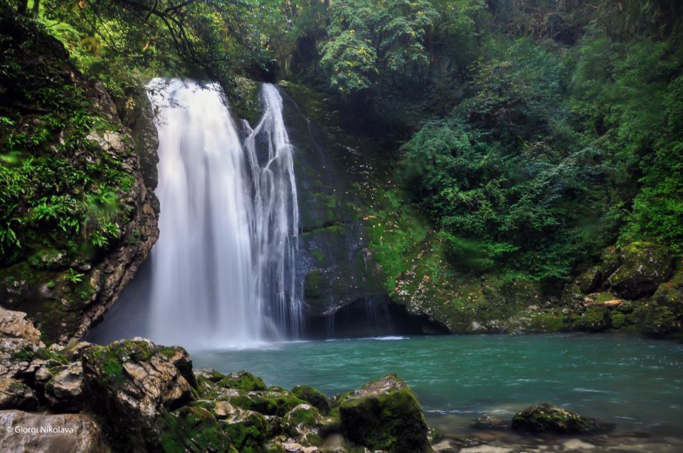9 amazing must visit waterfalls of